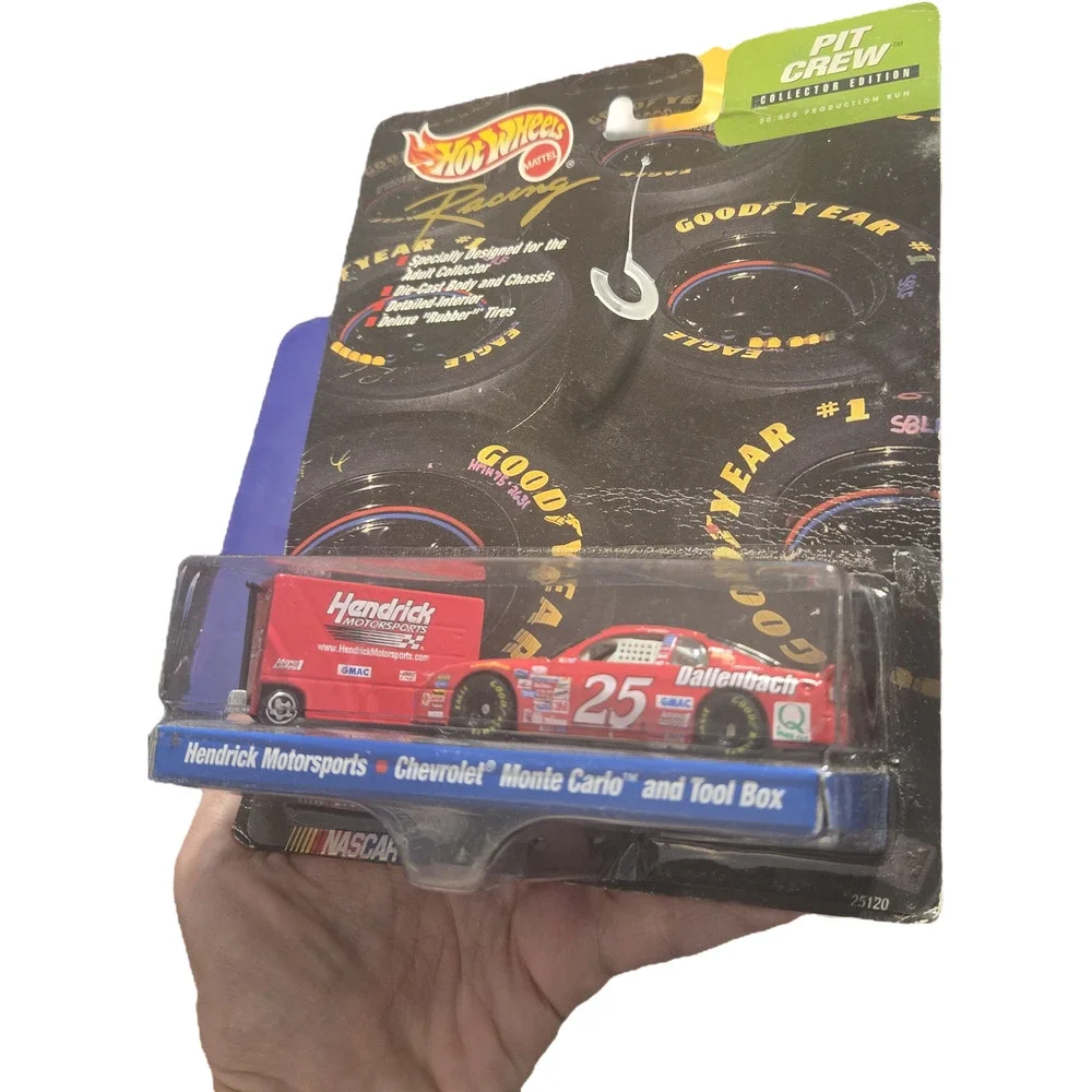 Wally Dallenbach #25 Hendrick Motorsports Hot Wheels Pit Crew MOC Nascar